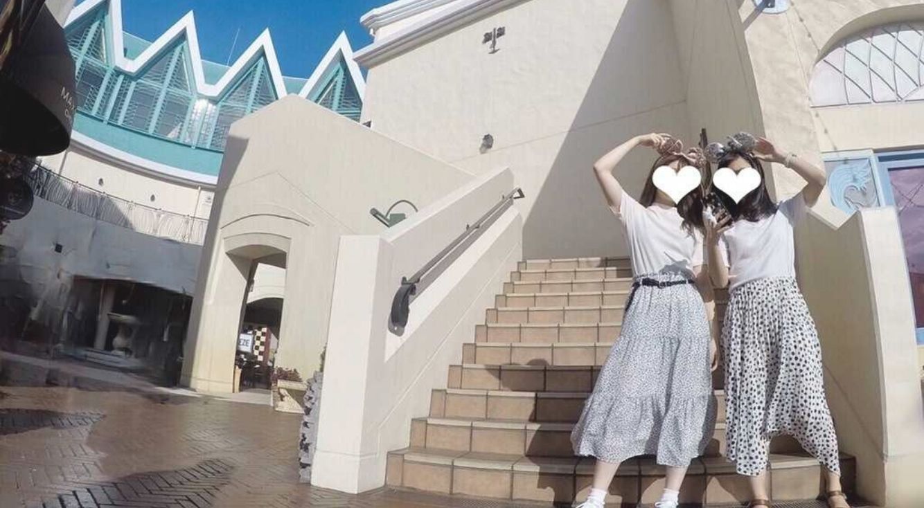 PicsArtを使って写真に写り込んでしまった人を消す!?ちょっとしたひと手間で、私たちだけの世界に♥