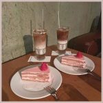 表参道「montoak（モントーク）」ピンクのショートケーキが可愛すぎる♡チーズケーキや高級感あるカレーも人気！