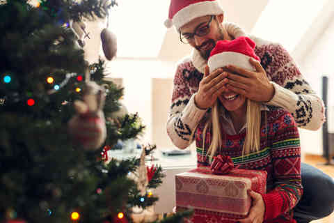 【12星座別】クリスマスまでに恋愛運を上げる方法